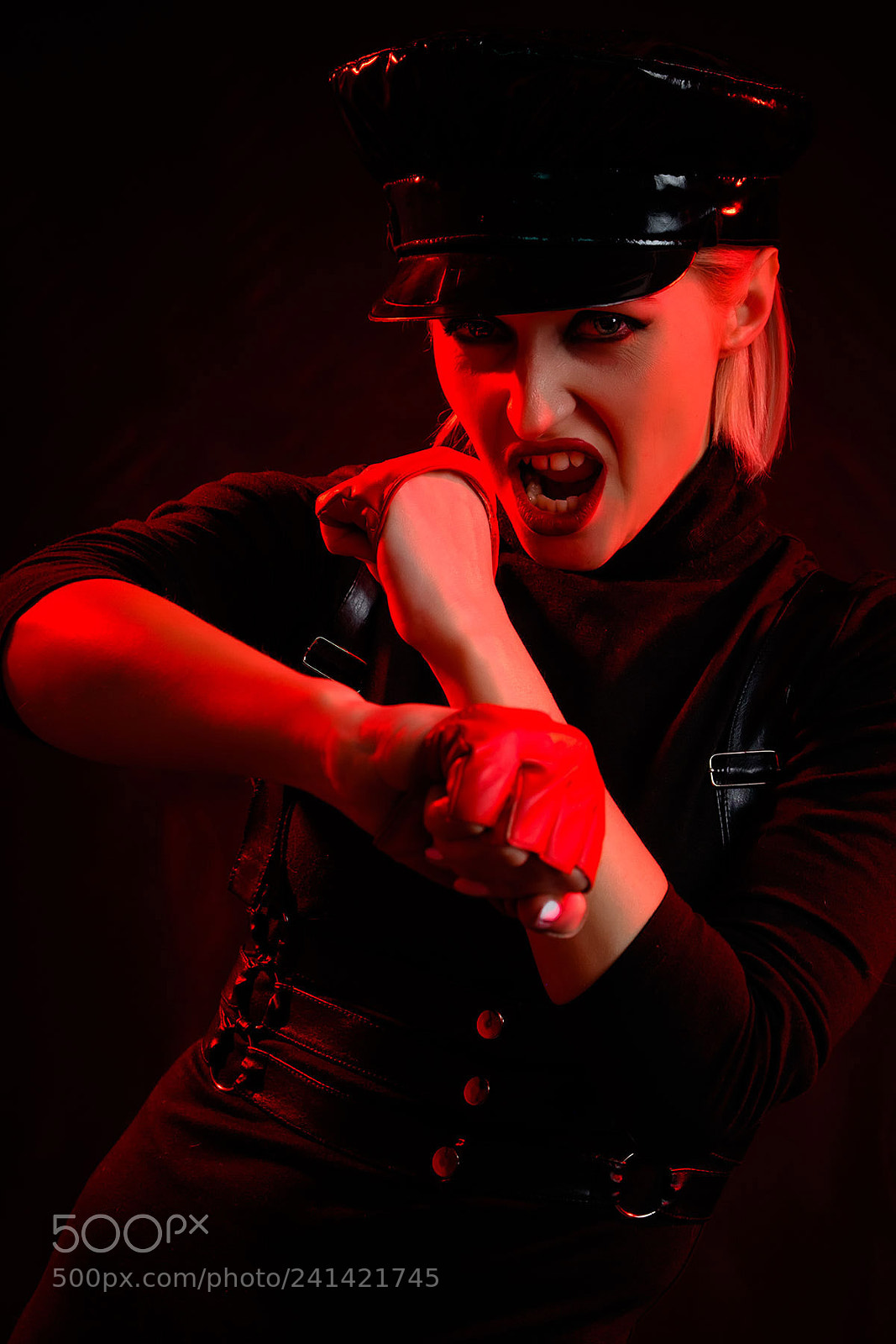 Fujifilm X-T10 sample photo. Red rage photography