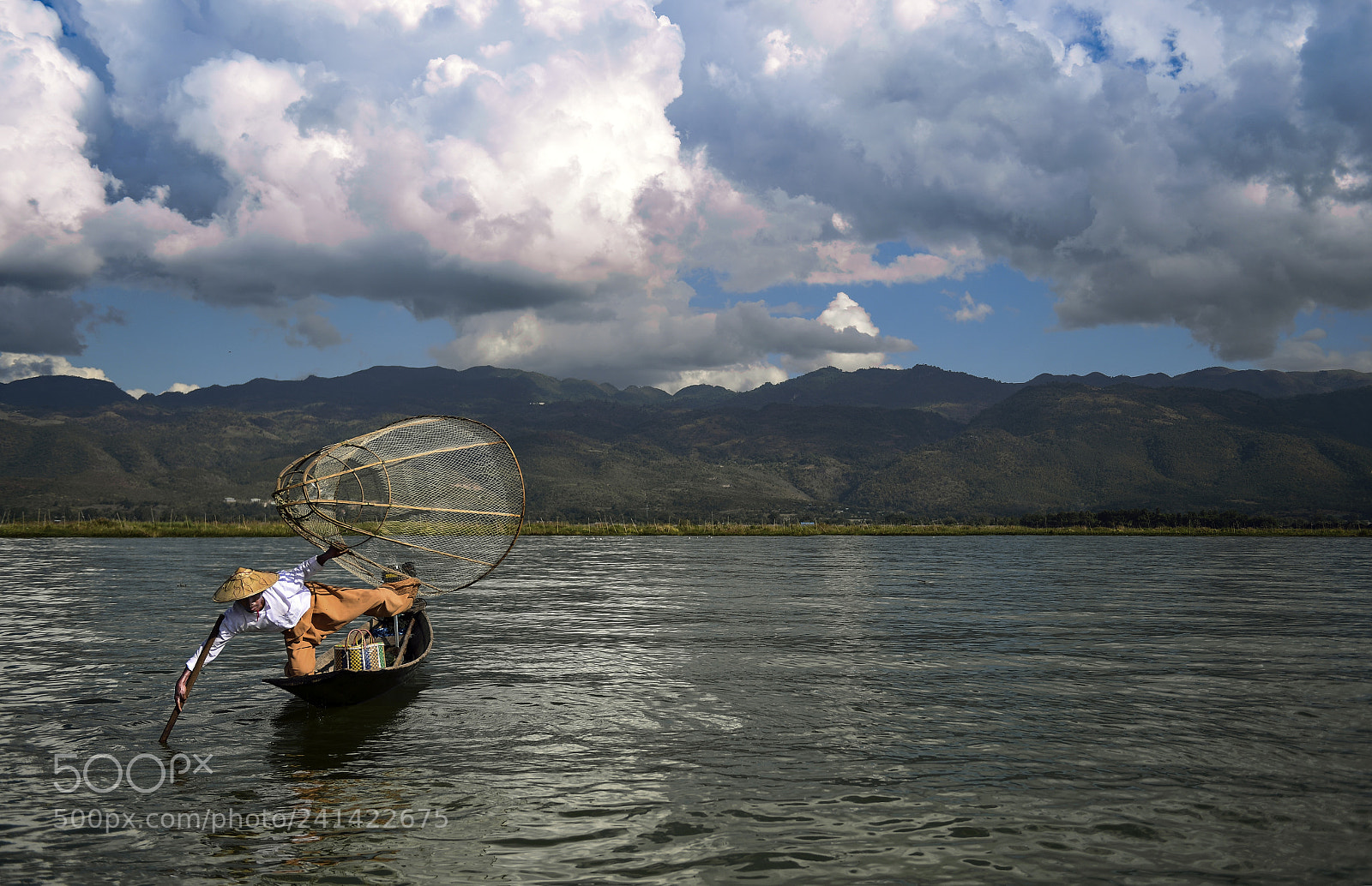 Nikon D5 sample photo. Fisherman in myanmar photography