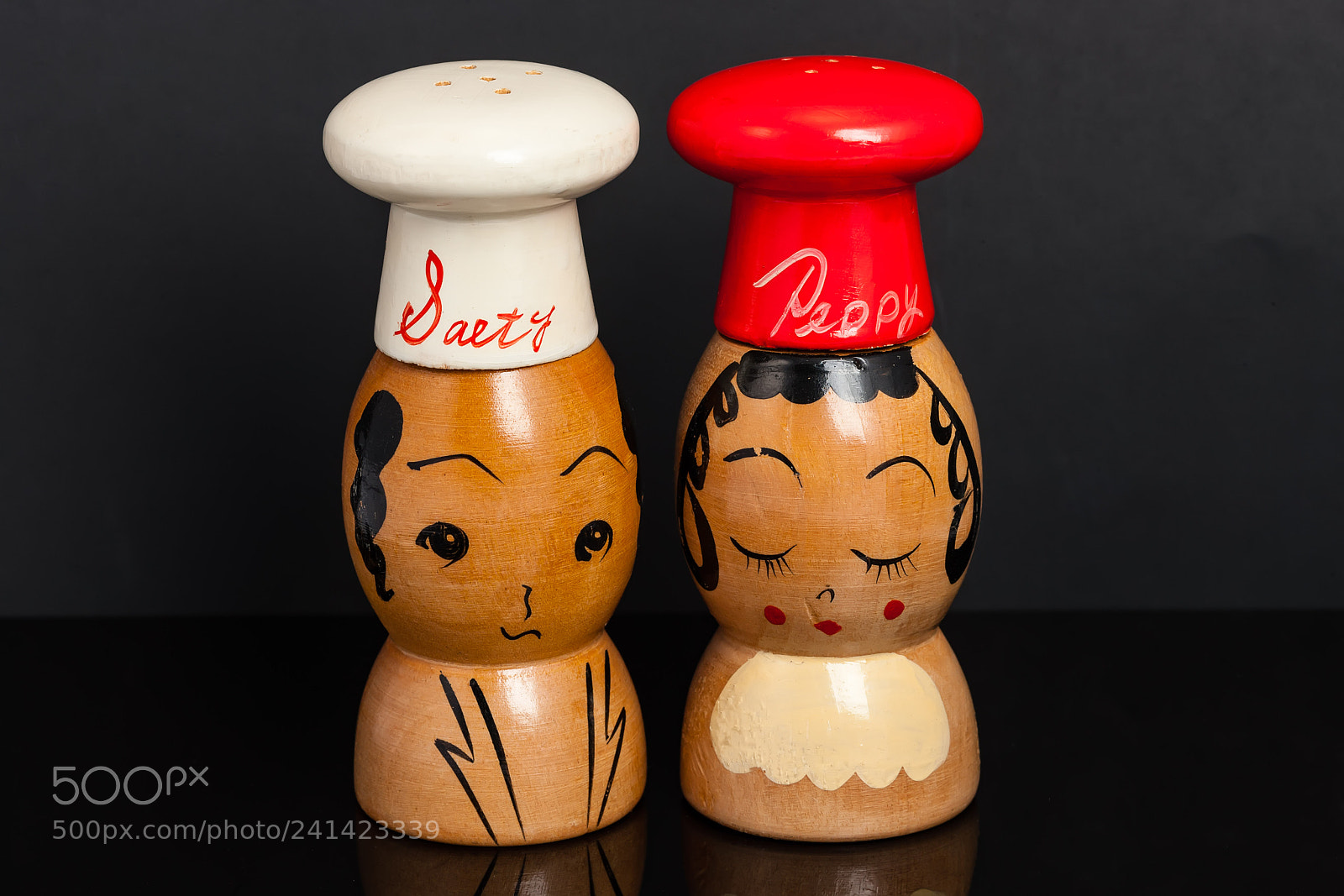 Canon EOS-1Ds Mark III sample photo. Wooden chef shaped salt photography
