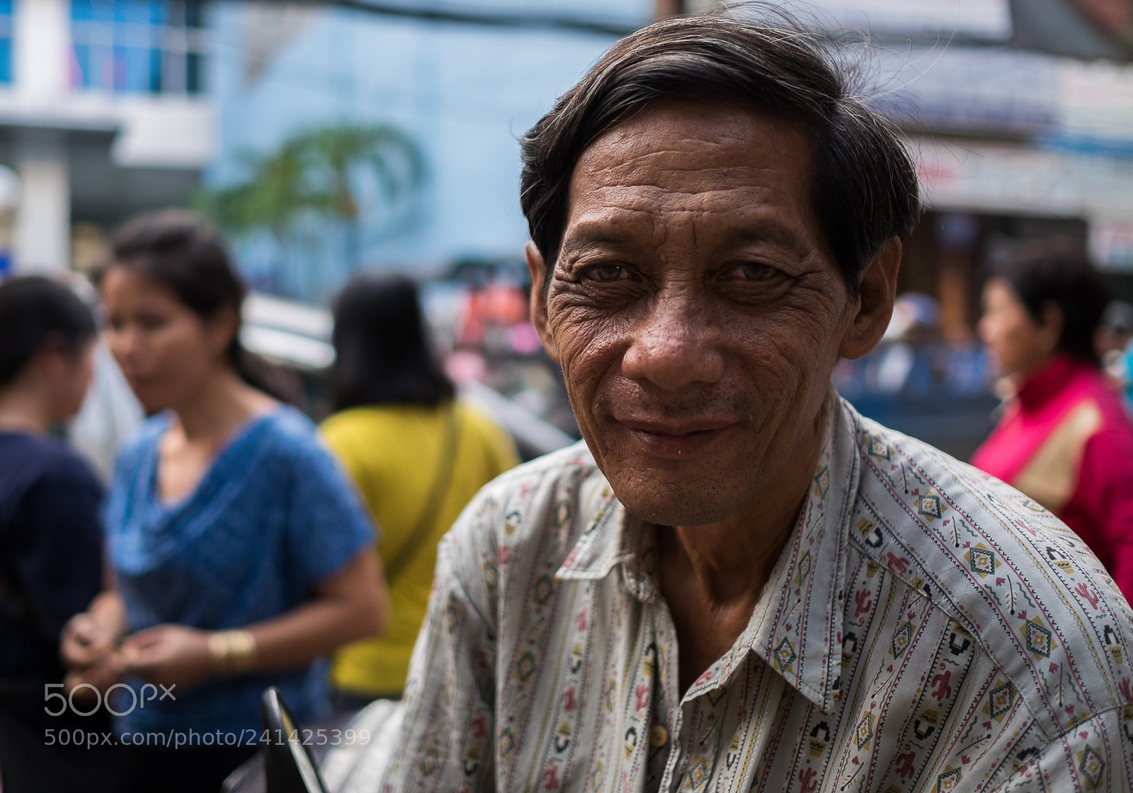 Fujifilm X-T1 sample photo. Rush hours smile photography