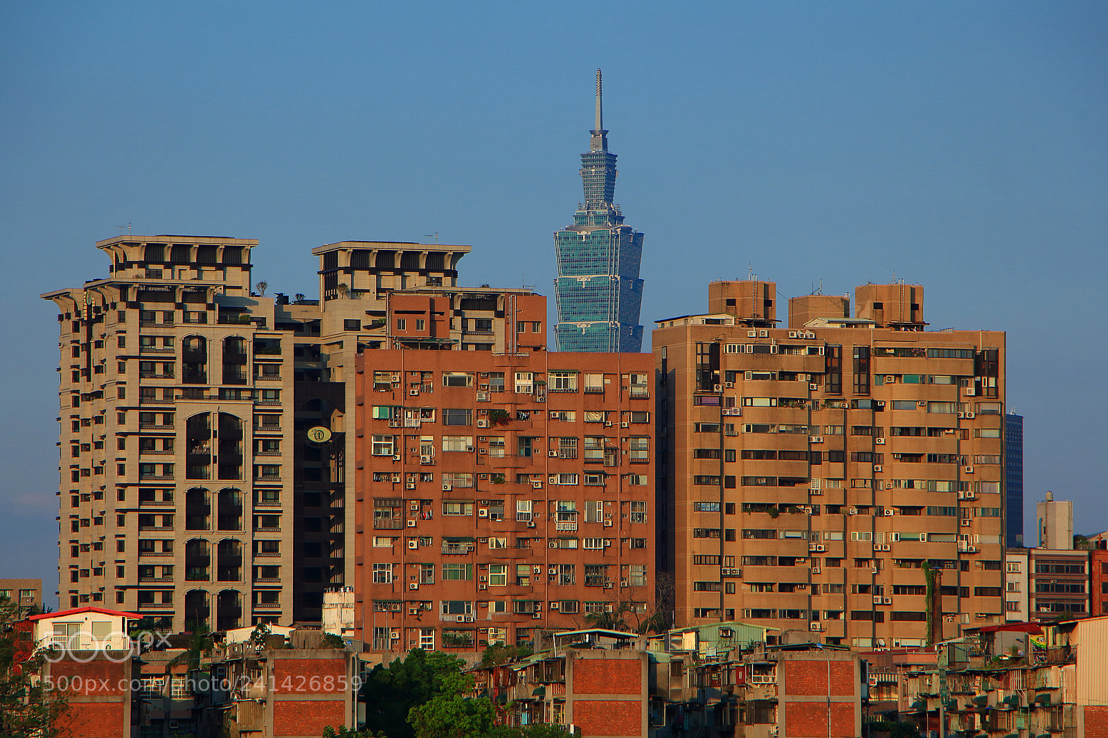 Canon EOS 650D (EOS Rebel T4i / EOS Kiss X6i) sample photo. #urban_pores photography