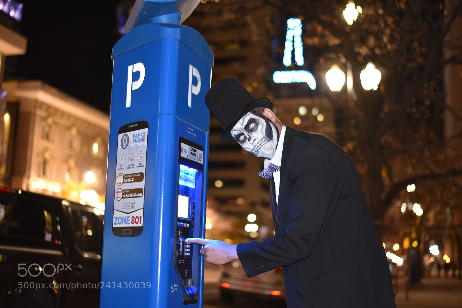 Nikon D750 + Nikon AF-S Nikkor 50mm F1.8G sample photo. Even the dead have photography
