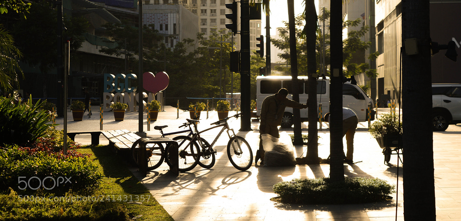 Nikon D3200 sample photo. Chase the sun photography