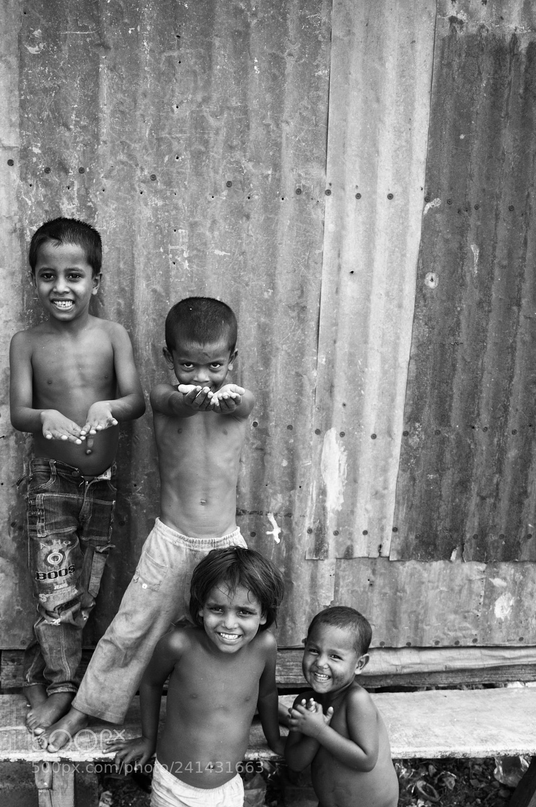 Nikon D3200 sample photo. Smiling kids photography