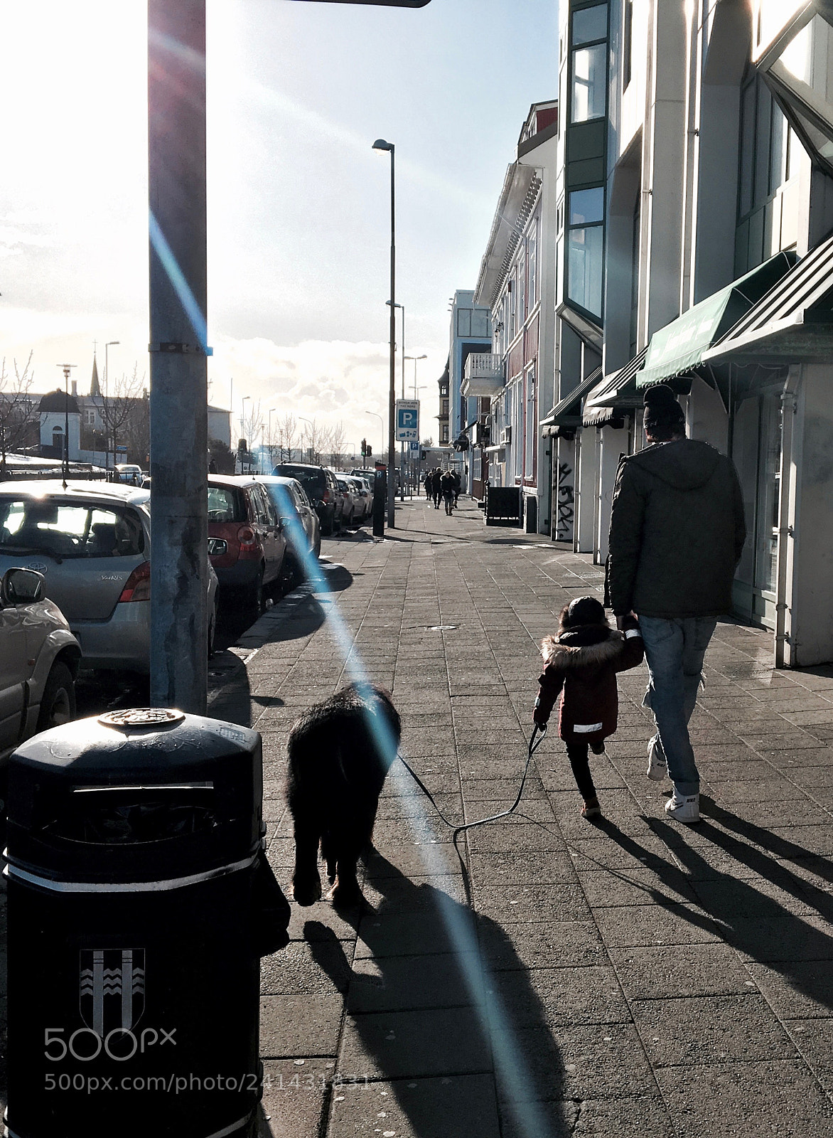 Apple iPhone 6s sample photo. Family's stroll photography