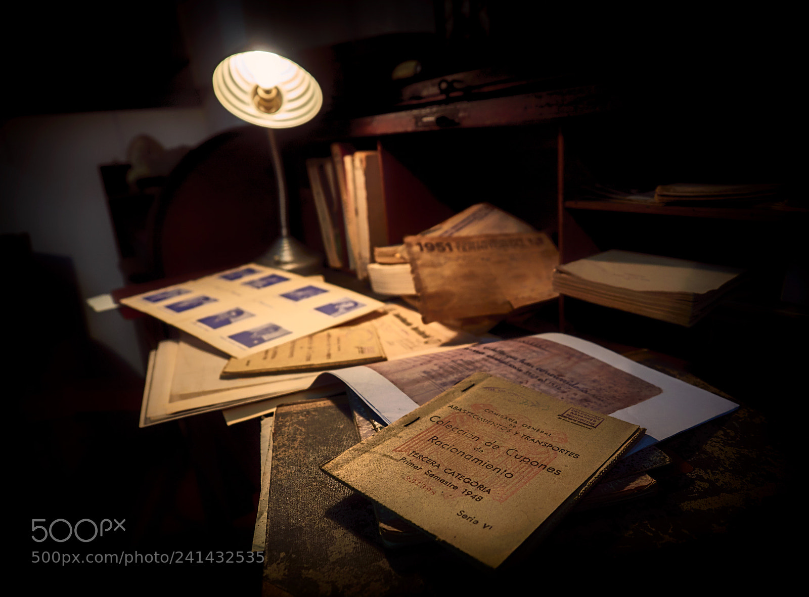 Olympus OM-D E-M1 Mark II sample photo. Antiques photography