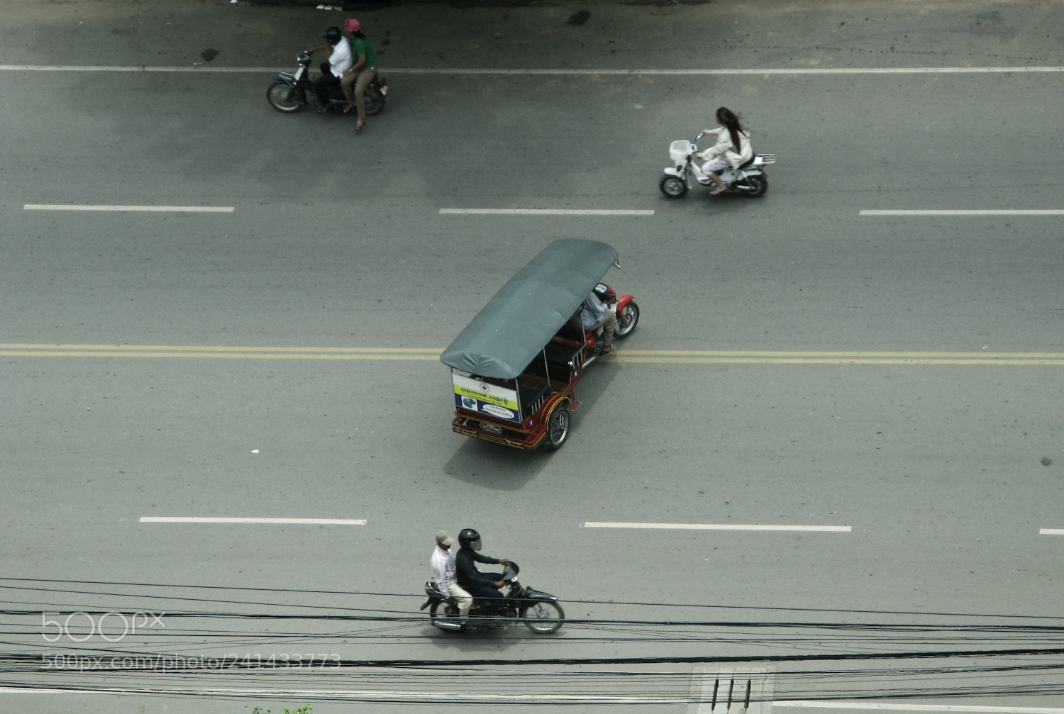 Canon POWERSHOT G9 sample photo. Wrong way photography