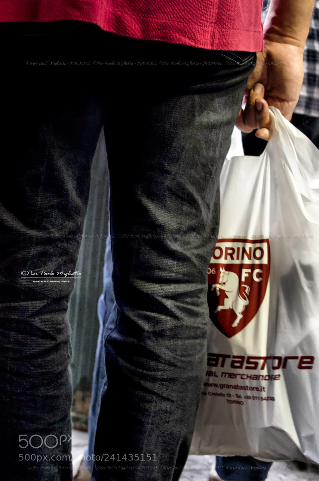 Nikon D90 sample photo. Shopping... photography