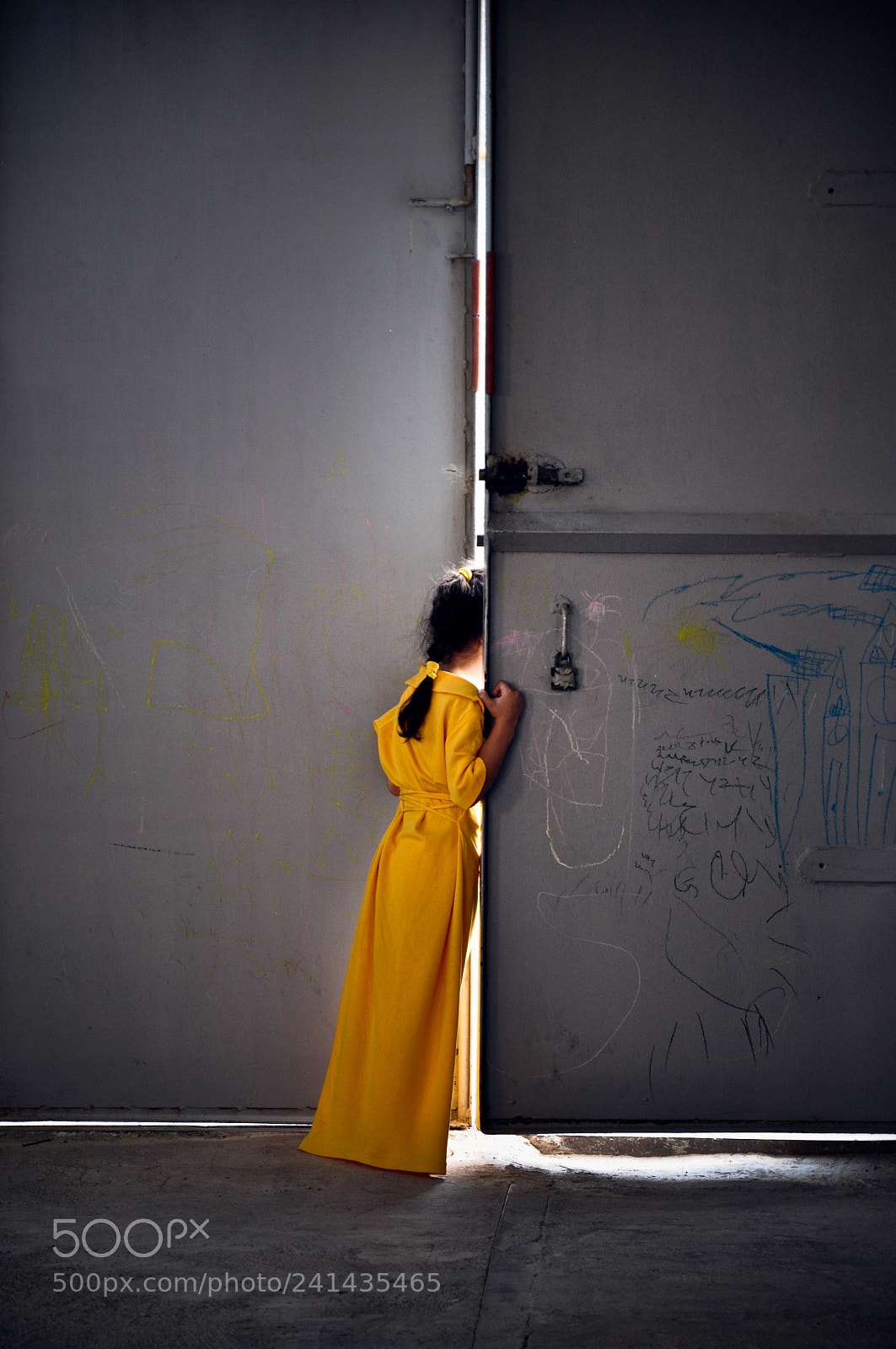 Nikon D90 sample photo. Waiting for dad... photography