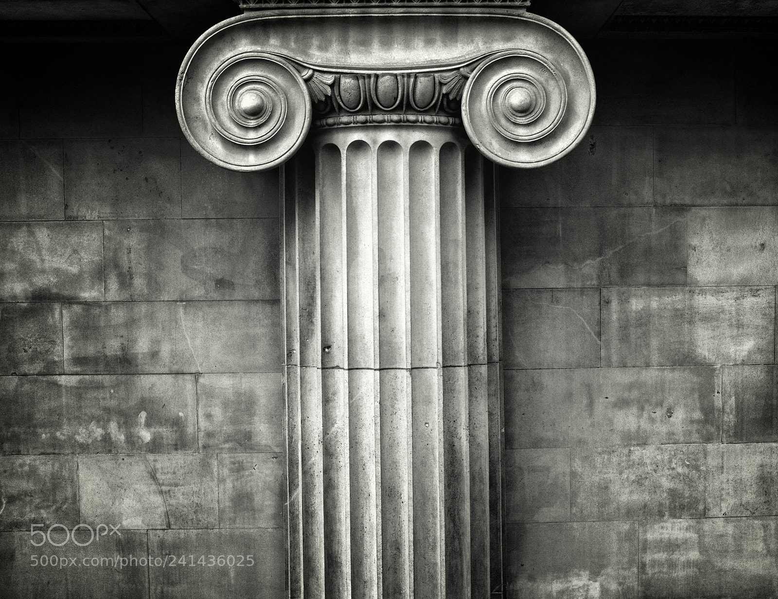 Nikon D7100 sample photo. The pillar of architecture photography