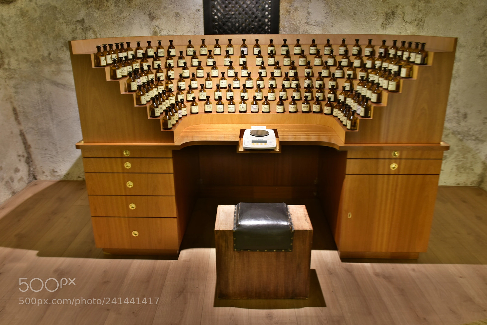 Nikon D7200 sample photo. Muestras museo perfume photography