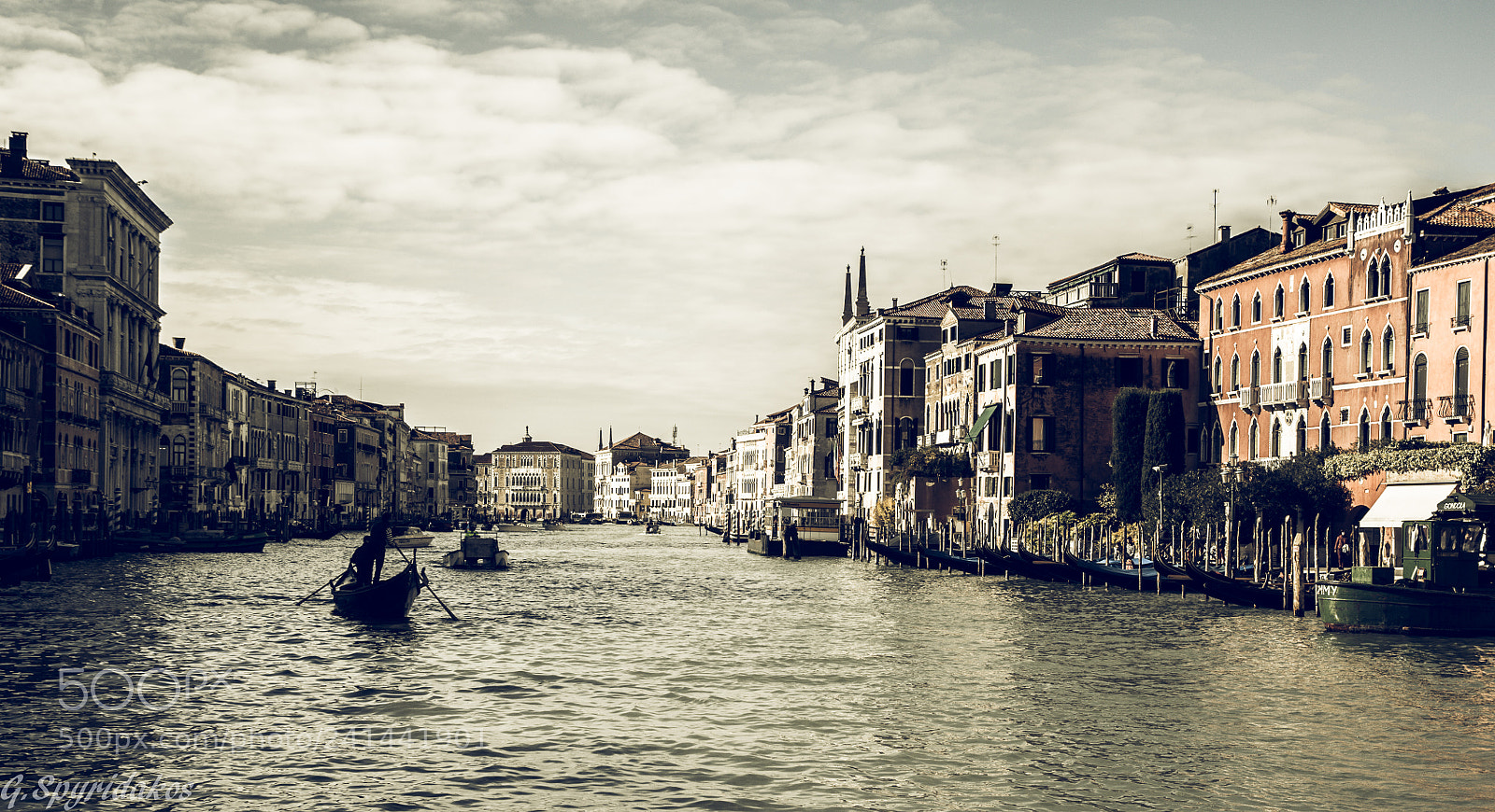 Nikon D700 sample photo. The grand canal photography