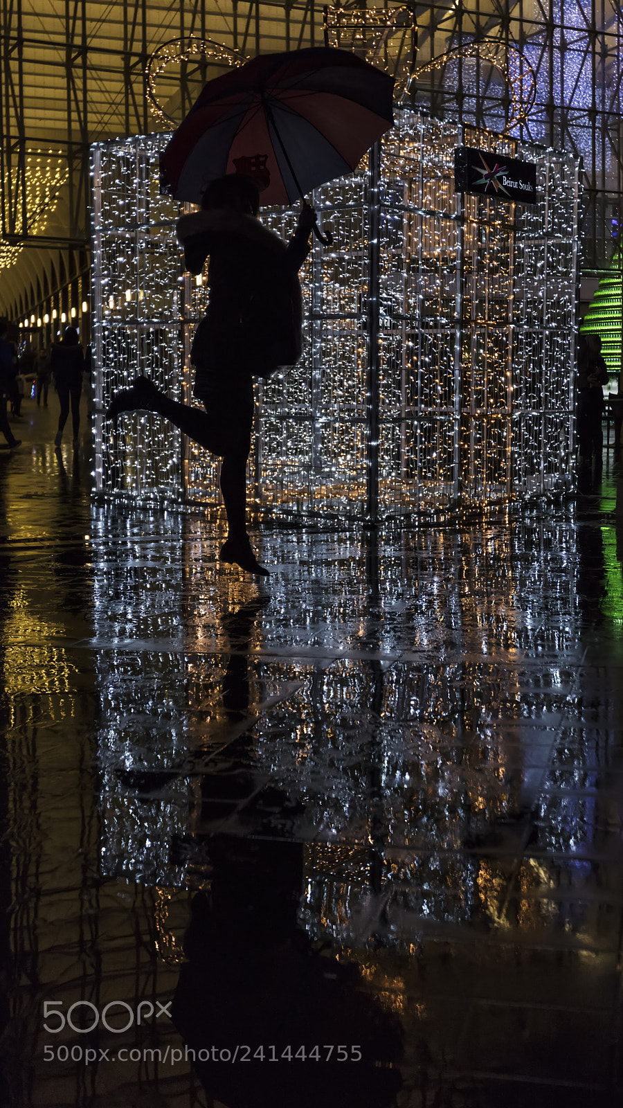 Canon EOS 5DS sample photo. Dancing in the rain photography