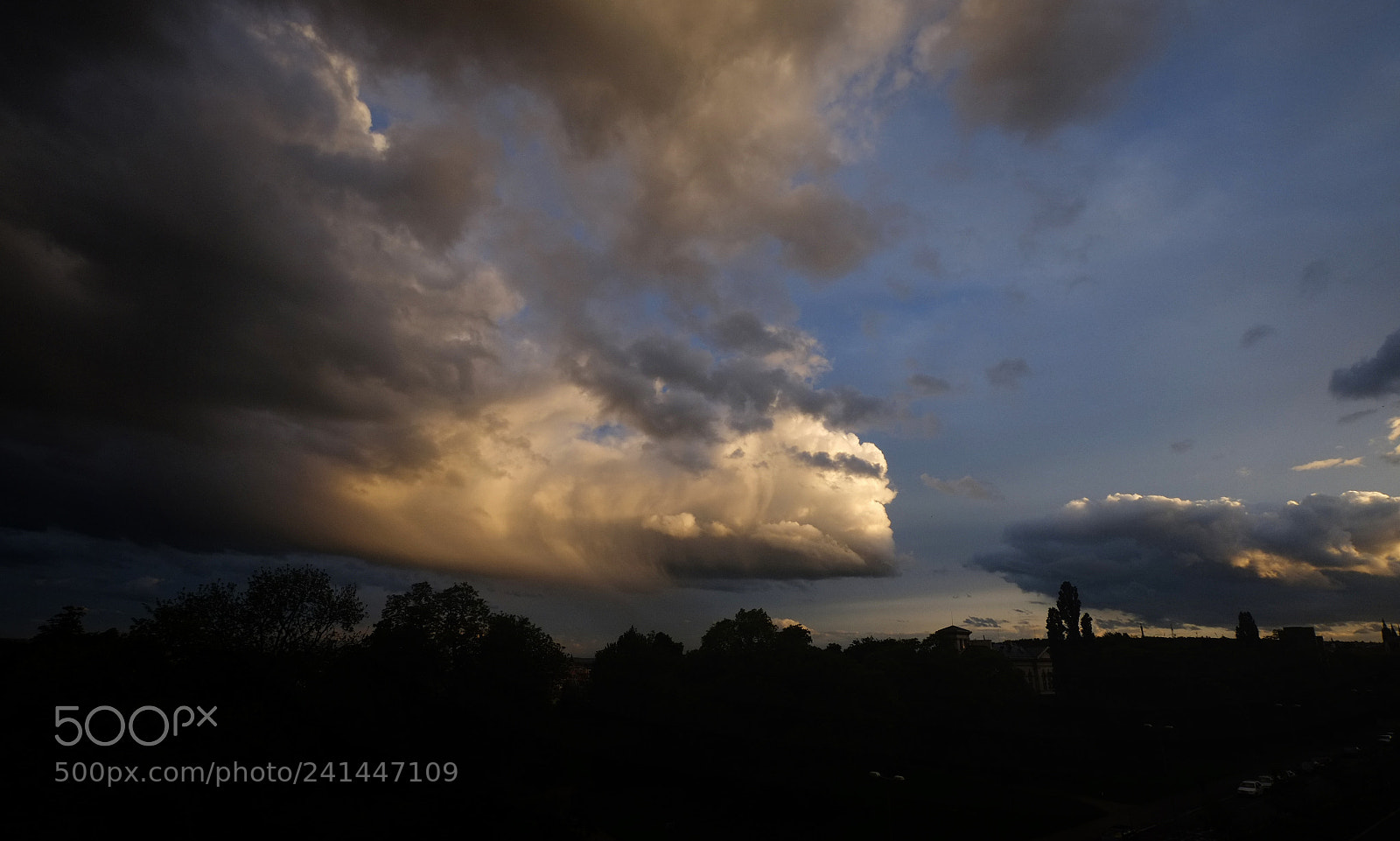 Fujifilm X-E1 sample photo. Cloud photography