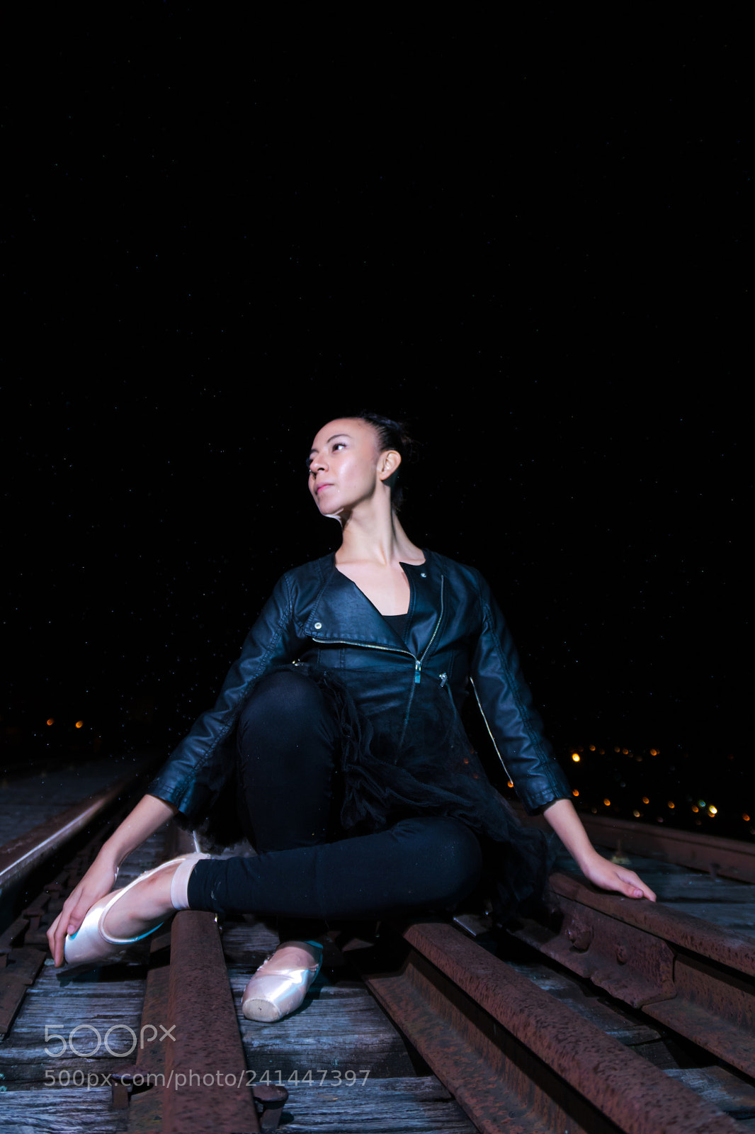 Nikon D7100 sample photo. Dance in the darkness photography