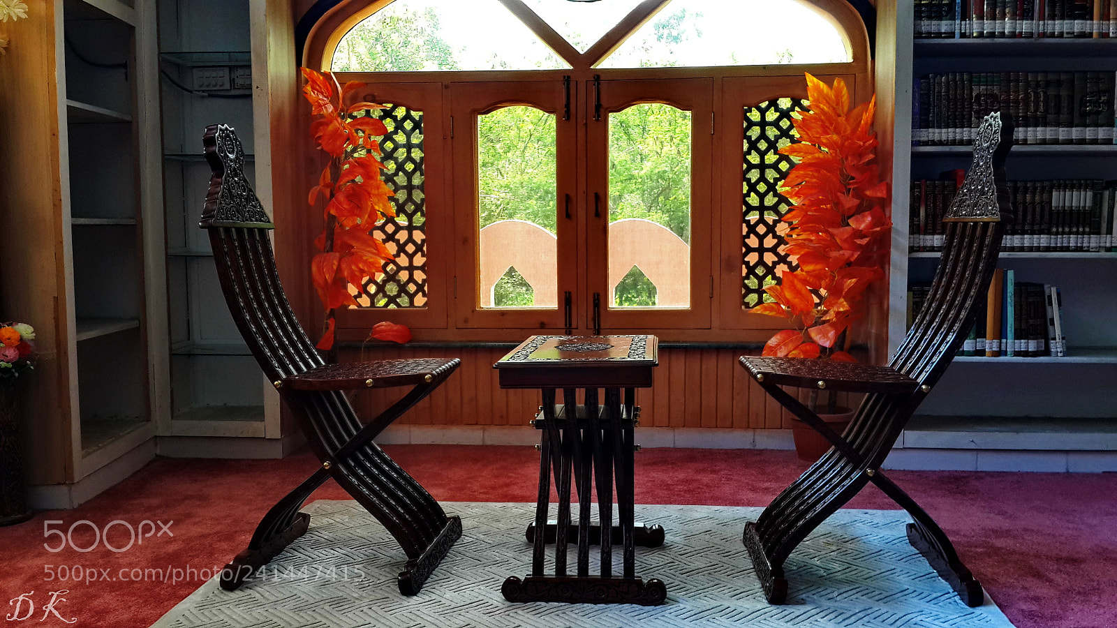 Samsung Galaxy S4 sample photo. Al-nadwa library sittings photography