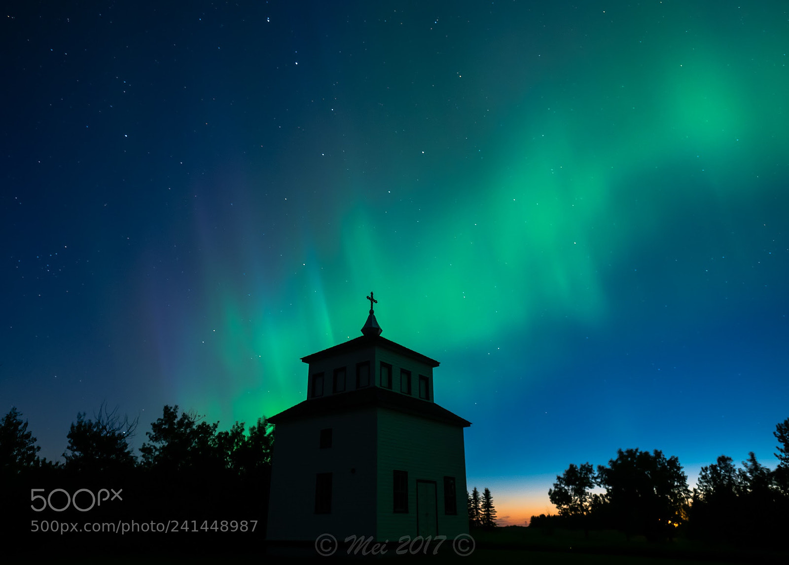 Olympus OM-D E-M1 Mark II sample photo. Northern light photography