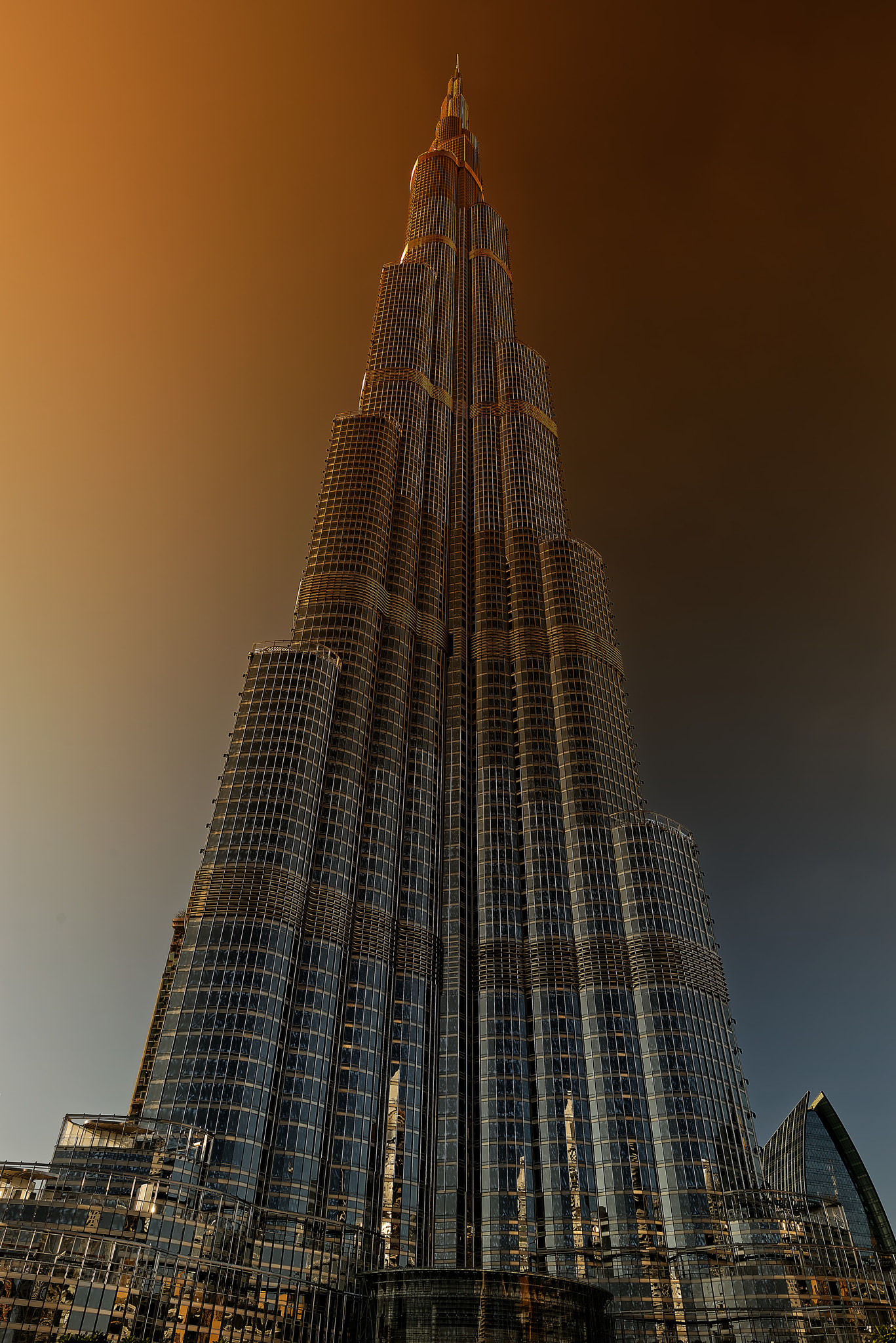 Nikon AF-S Nikkor 16-35mm F4G ED VR sample photo. Burj  khalifa photography