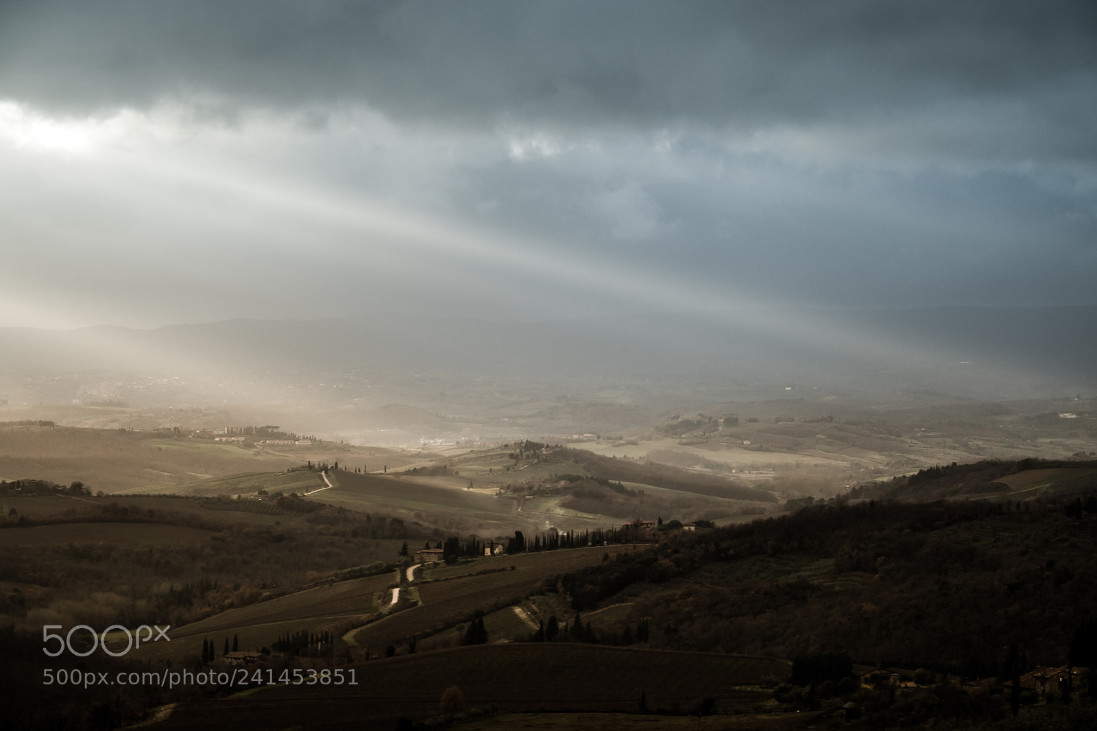 Fujifilm X-T20 sample photo. Rays of light photography