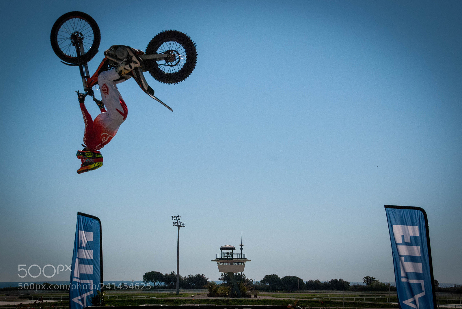 Nikon D80 sample photo. Trial stunt photography