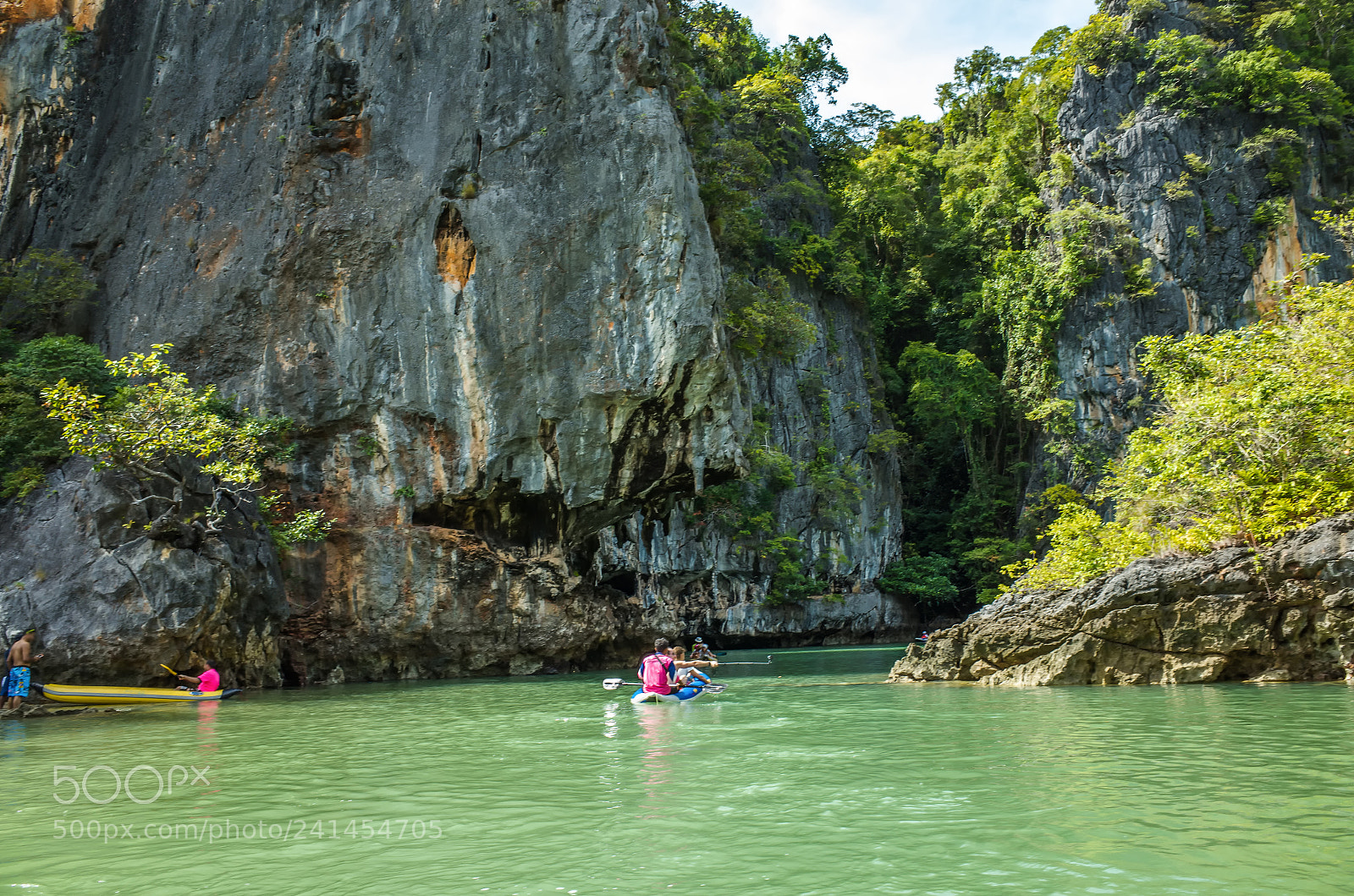 Ricoh GR sample photo. Kayaks on the islands photography