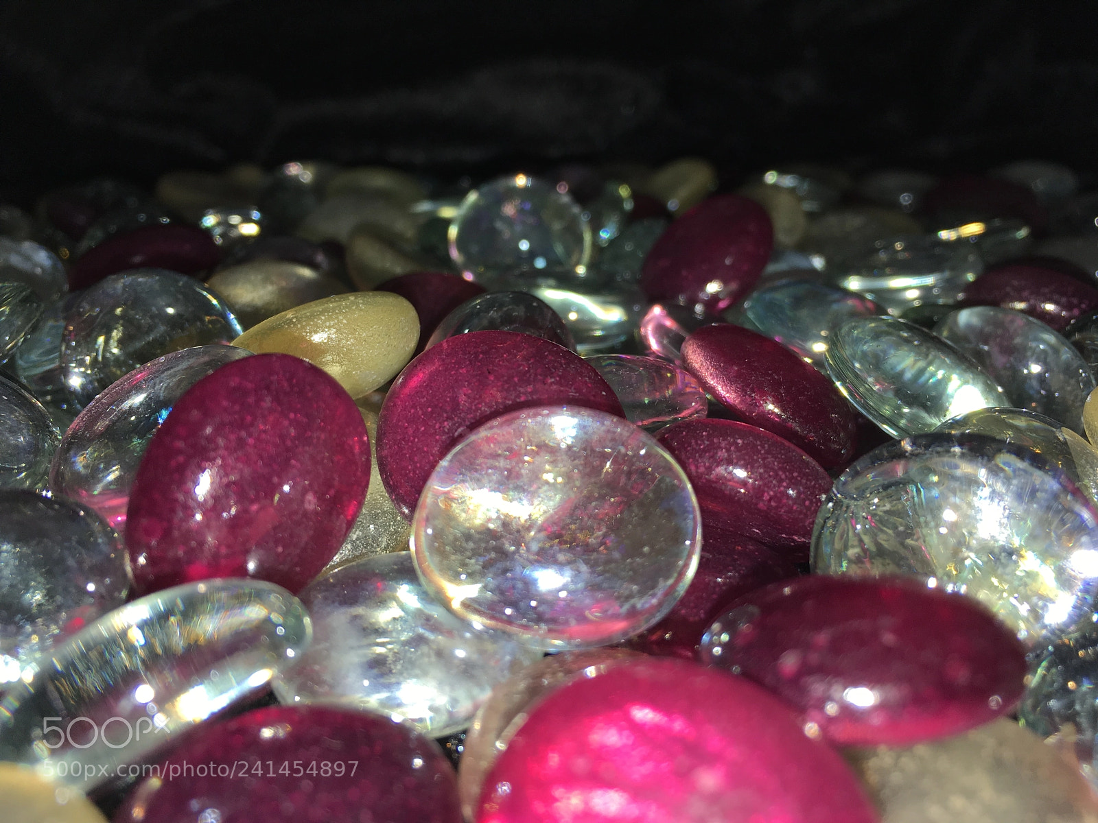 Apple iPhone SE sample photo. Glass stones photography