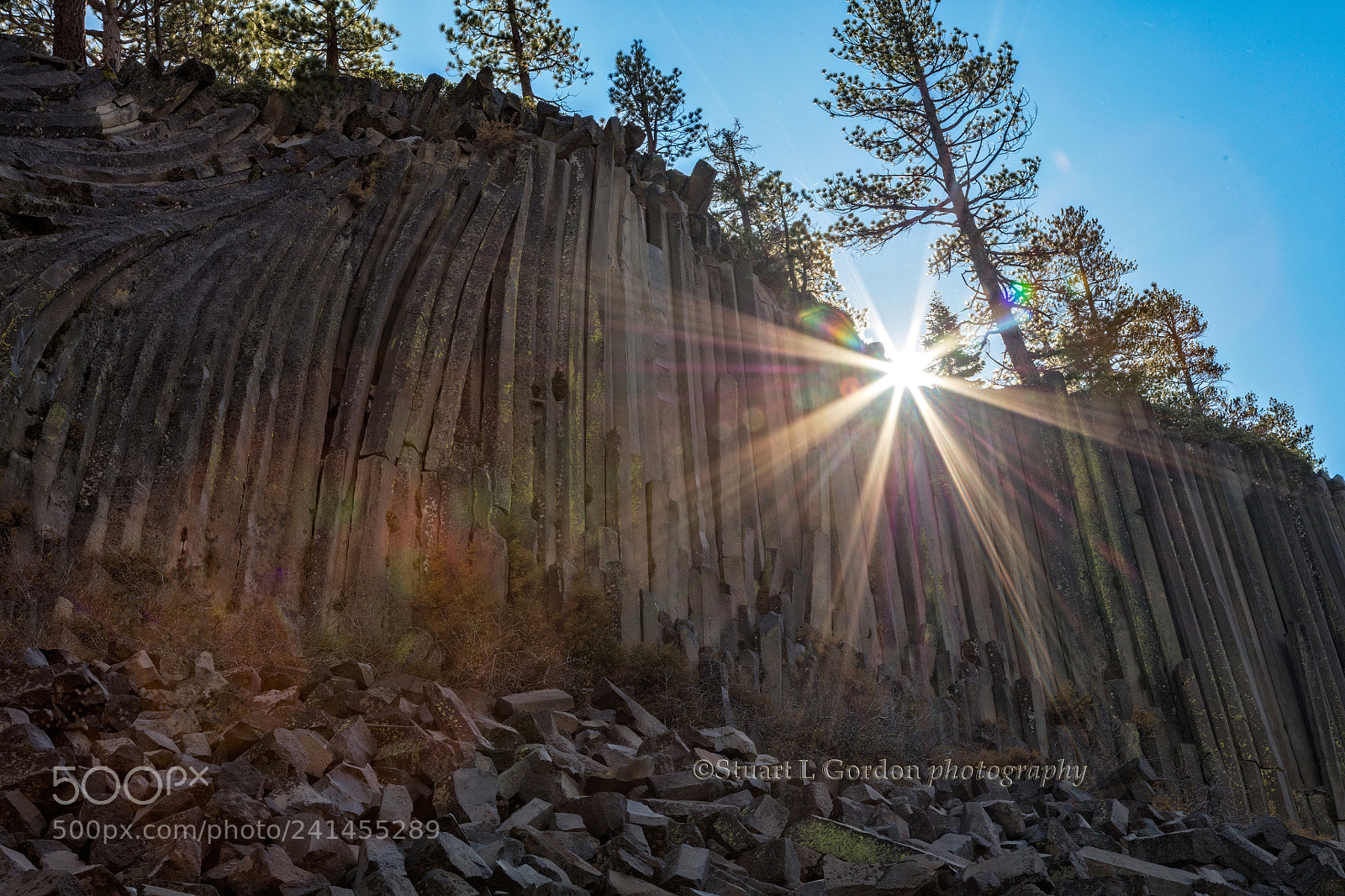 Canon EOS 5DS R sample photo. Sunburst at devil's postpile photography