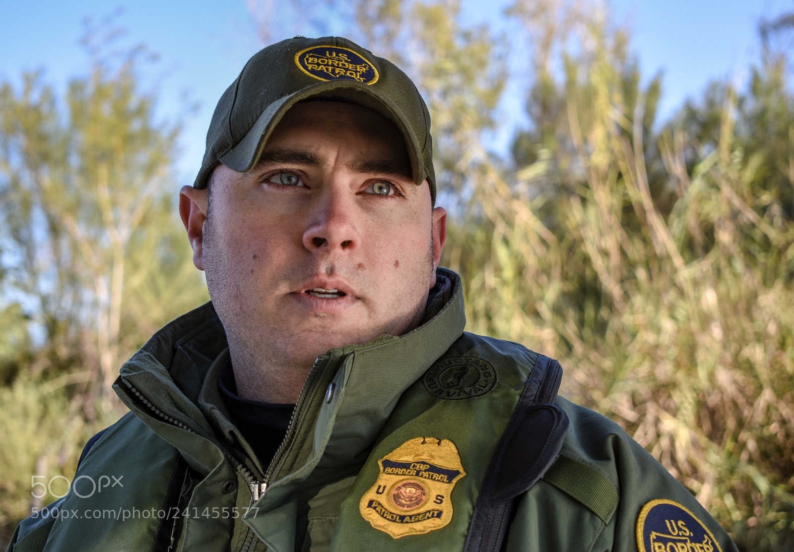 Nikon D3400 sample photo. Border patrol agent speaks photography