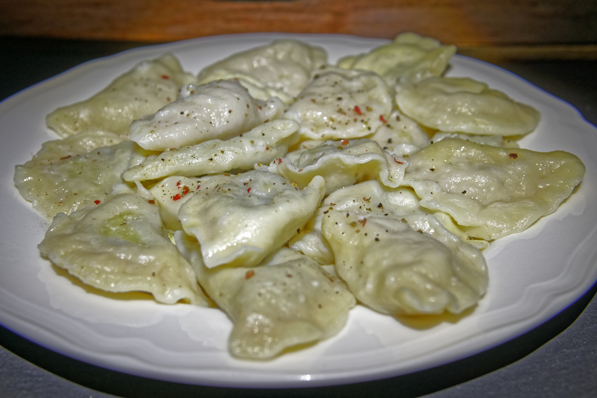 Sony a6300 + Sigma 30mm F1.4 DC DN | C sample photo. Dumplings1 photography