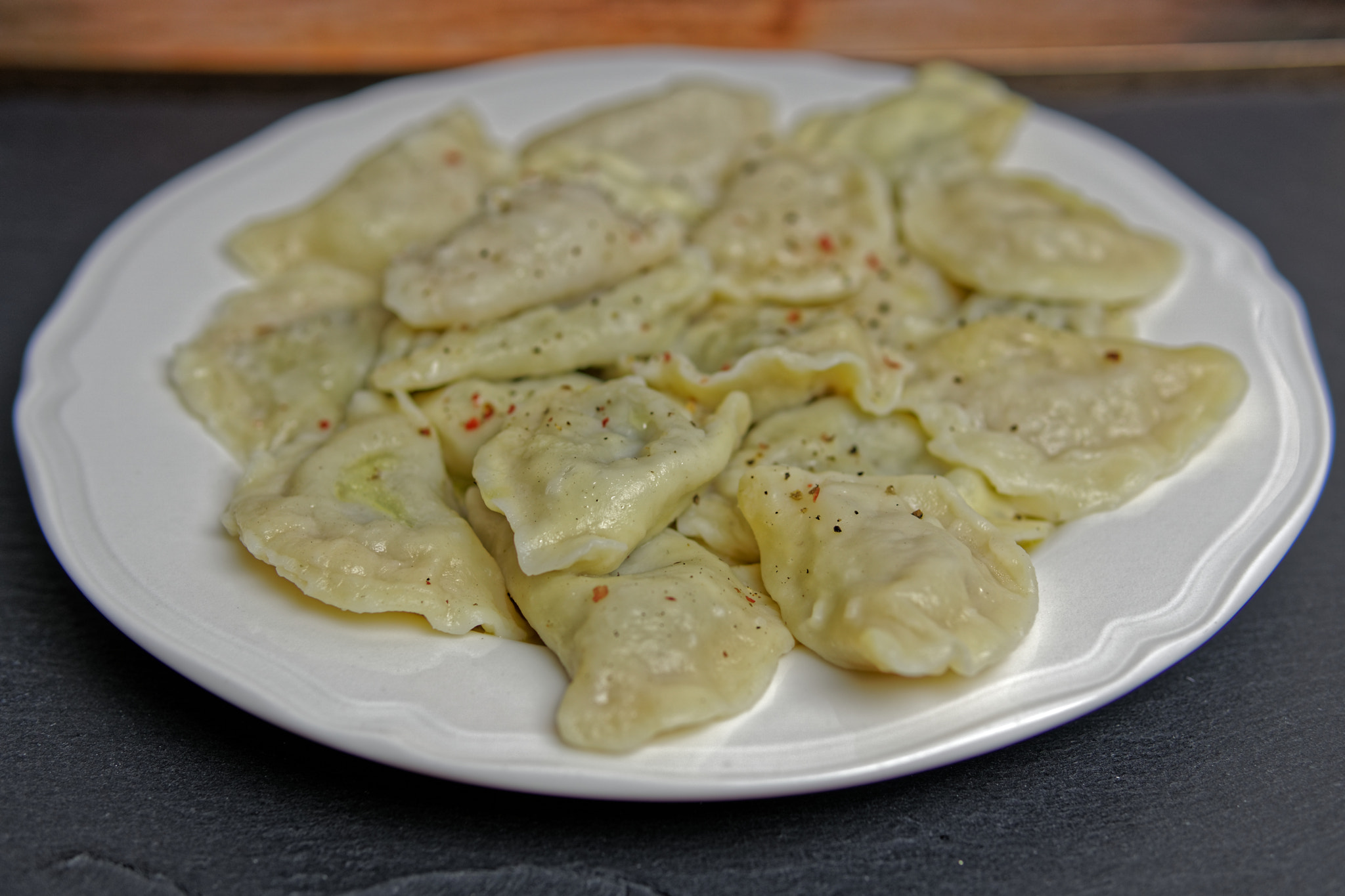 Sony a6300 + Sigma 30mm F1.4 DC DN | C sample photo. Dumplings2 photography