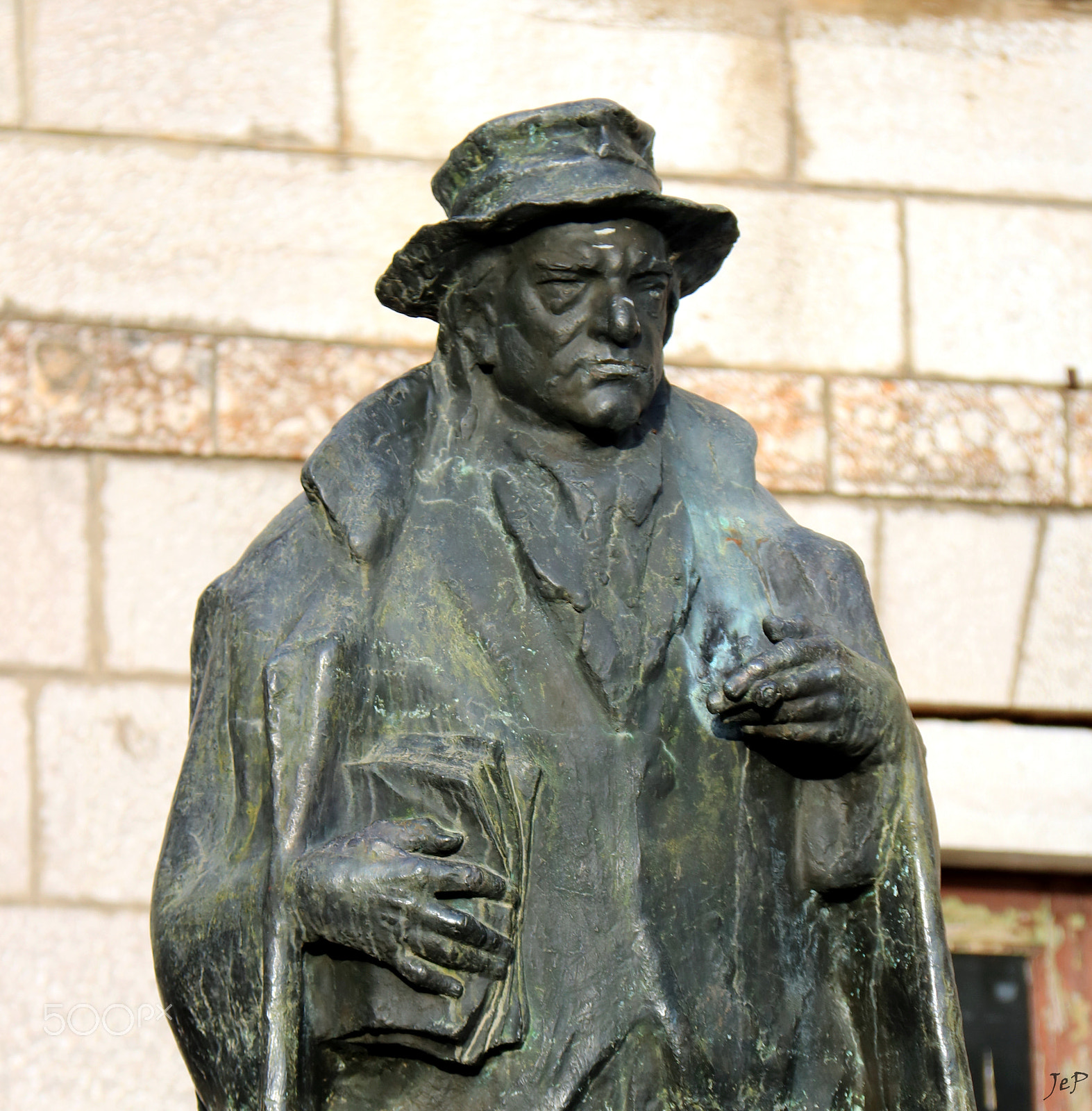 Canon EOS 760D (EOS Rebel T6s / EOS 8000D) sample photo. Croatian poet tin ujević (imotski, croatia) photography