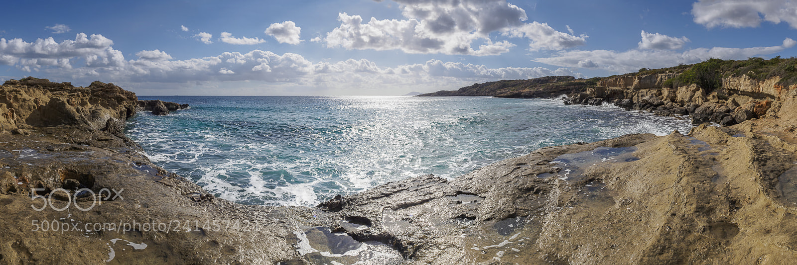 Olympus OM-D E-M10 sample photo. Greek sea in november photography