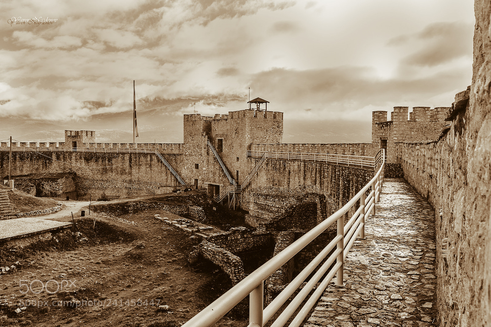 Canon EOS 500D (EOS Rebel T1i / EOS Kiss X3) sample photo. Samuil fortress photography