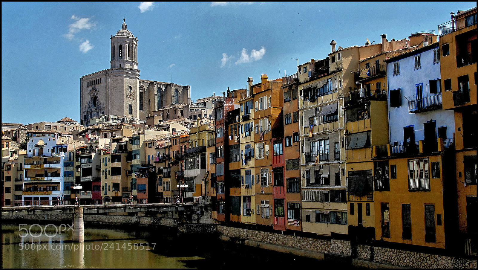Canon PowerShot G11 sample photo. Girona photography