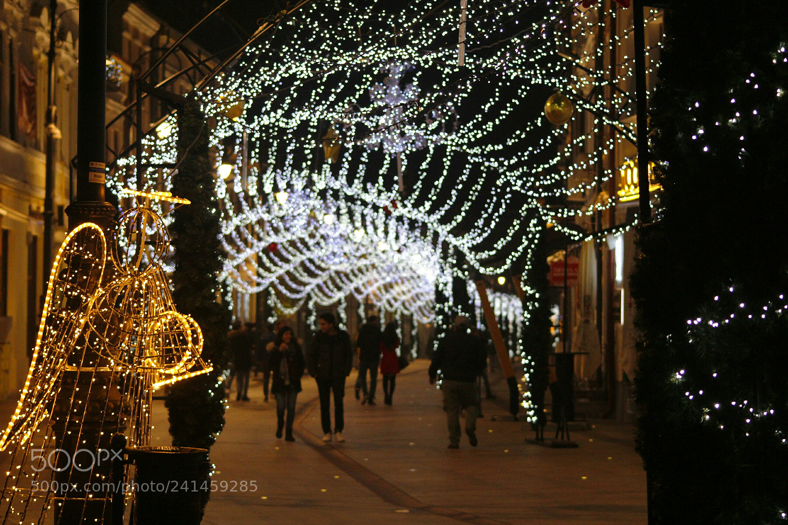 Canon EOS 600D (Rebel EOS T3i / EOS Kiss X5) sample photo. Christmas light photography