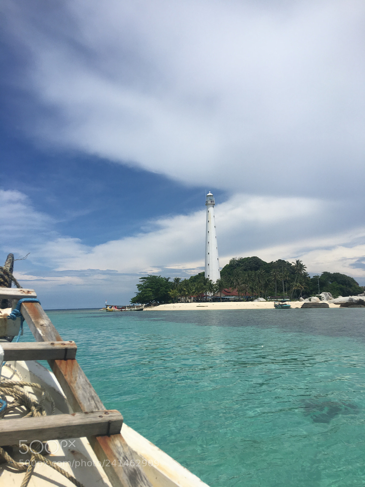 Apple iPhone 6s Plus sample photo. Lonely lighthouse photography