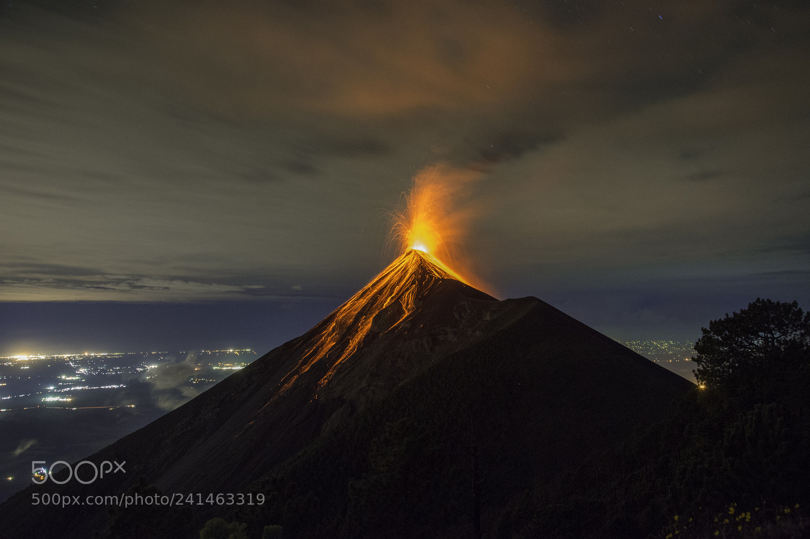 Nikon D7200 sample photo. Fuego on fire photography