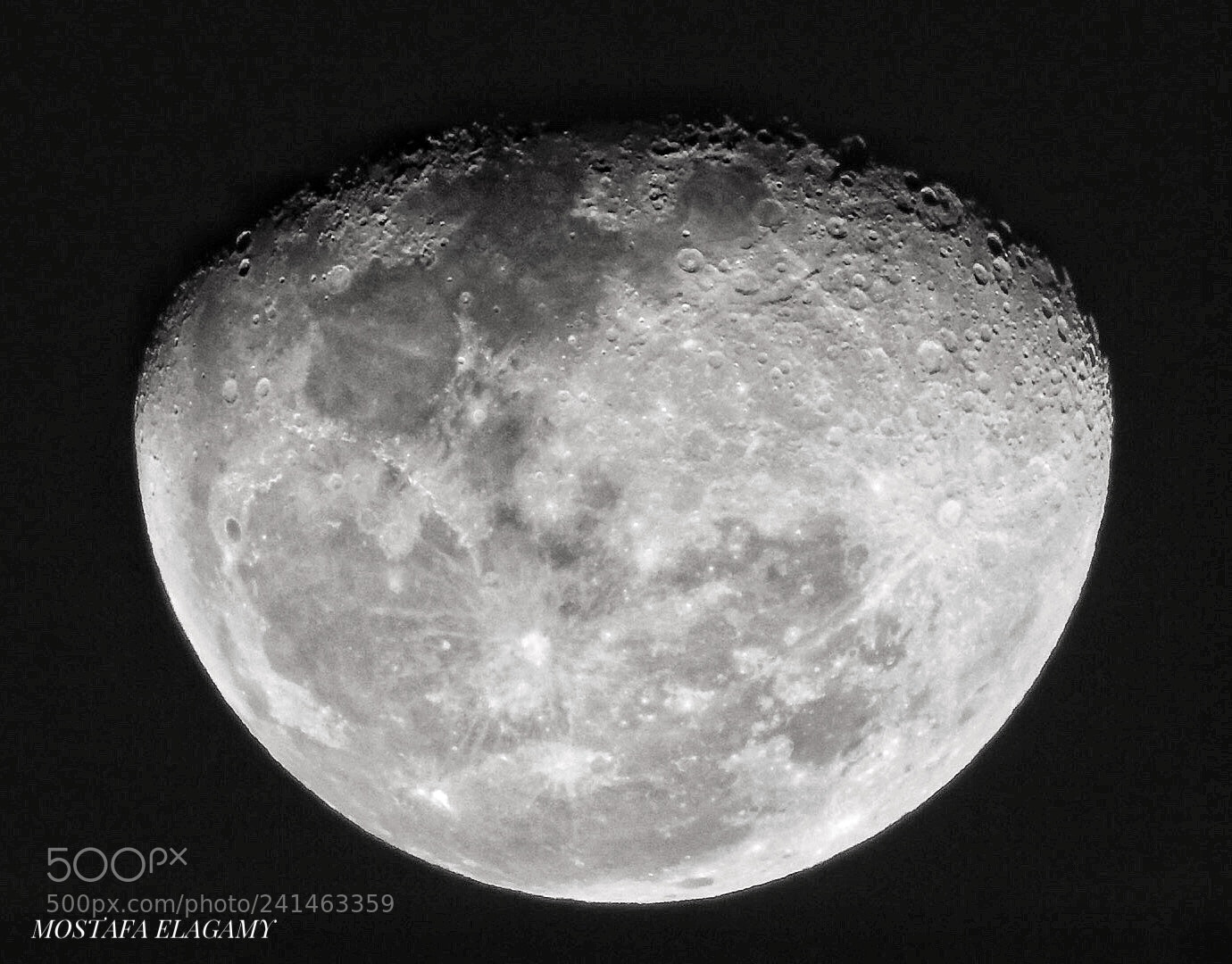 Nikon Coolpix P900 sample photo. Moon b&w photography