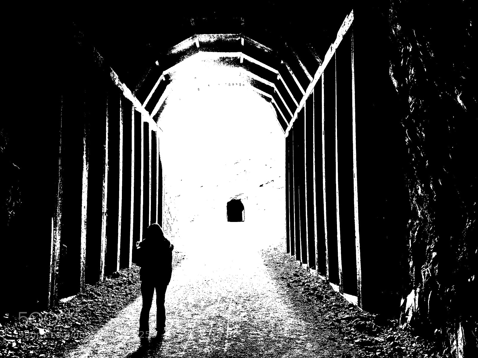 Samsung Galaxy S7 sample photo. Walk in a tunnel photography