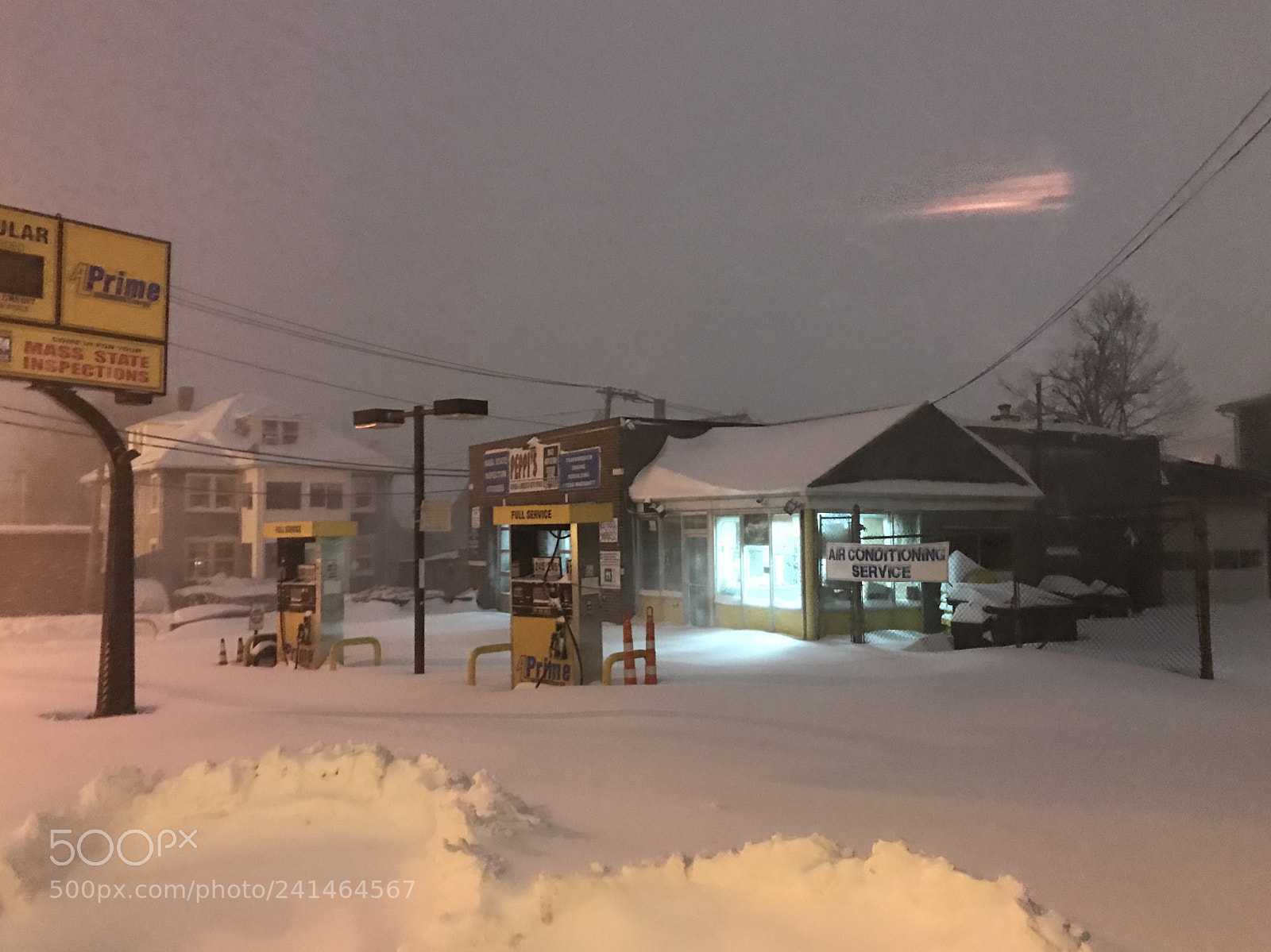 Apple iPhone 7 Plus sample photo. Walking in a blizzard photography