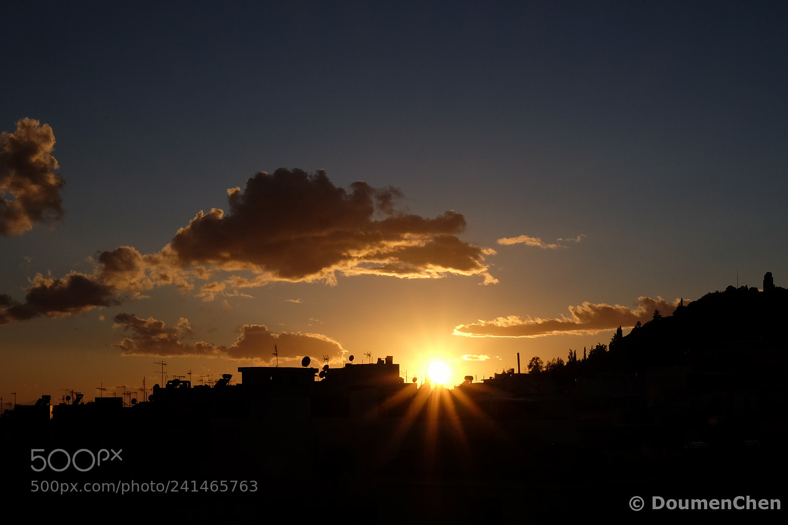 Fujifilm X-E2 sample photo. Don't let the sun photography