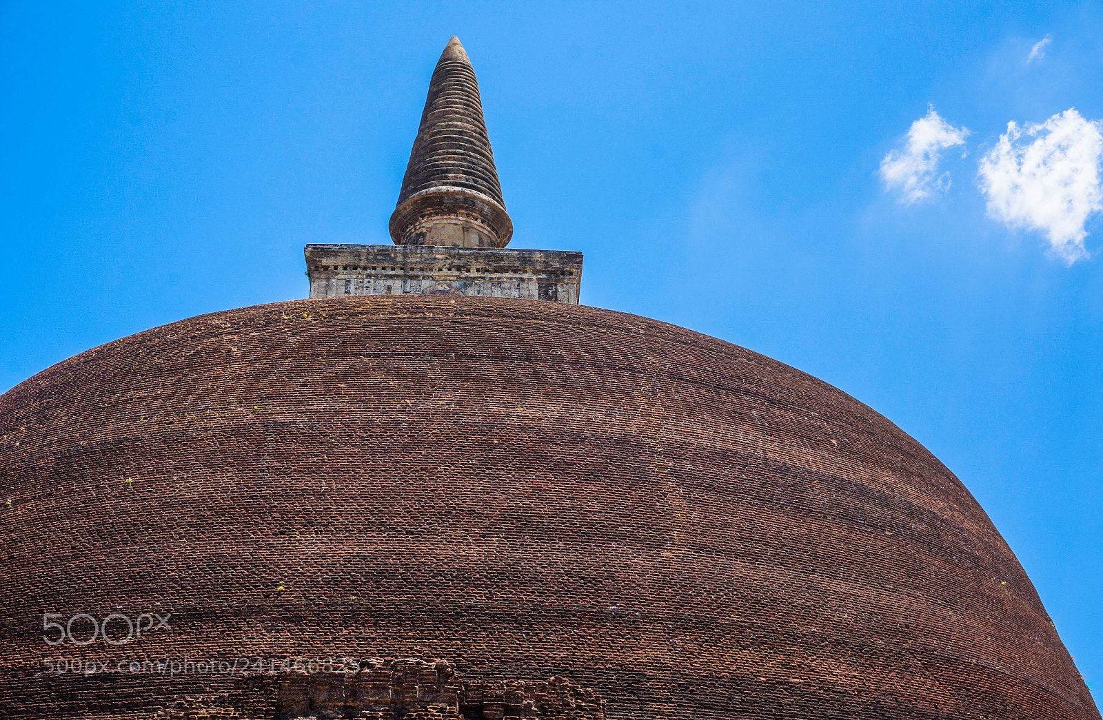 Sony Alpha NEX-5T sample photo. Poḷonnaruwa - dome photography