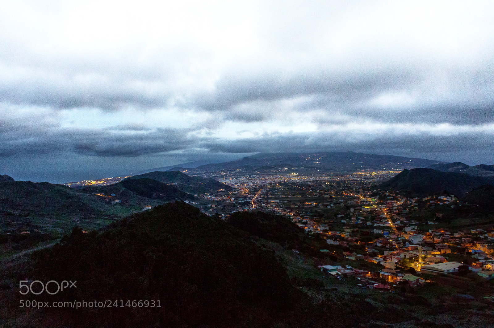 Canon EOS 1200D (EOS Rebel T5 / EOS Kiss X70 / EOS Hi) sample photo. La laguna, canary islands photography