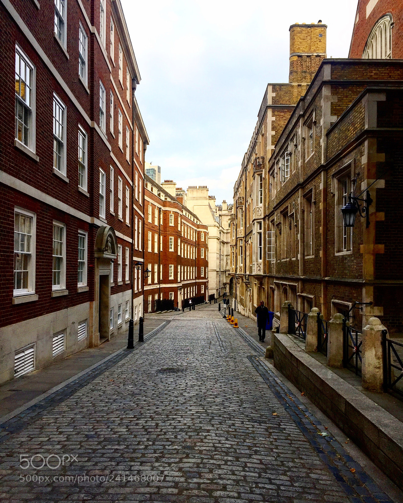 Apple iPhone 6 sample photo. London side streets photography
