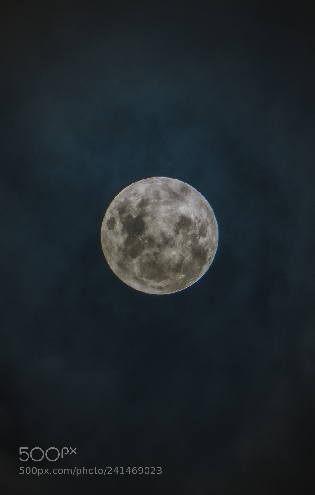 Canon EOS 700D (EOS Rebel T5i / EOS Kiss X7i) sample photo. Full moon ? photography