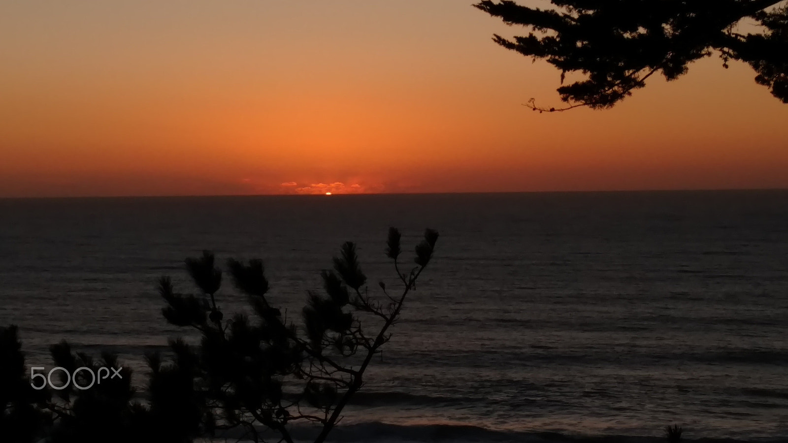 Motorola Moto X Pure Edition sample photo. Greyhound rock sunset photography