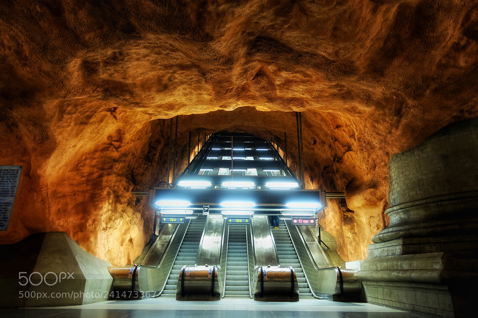 Sony Cyber-shot DSC-RX100 III sample photo. Metro stations in stockholm photography
