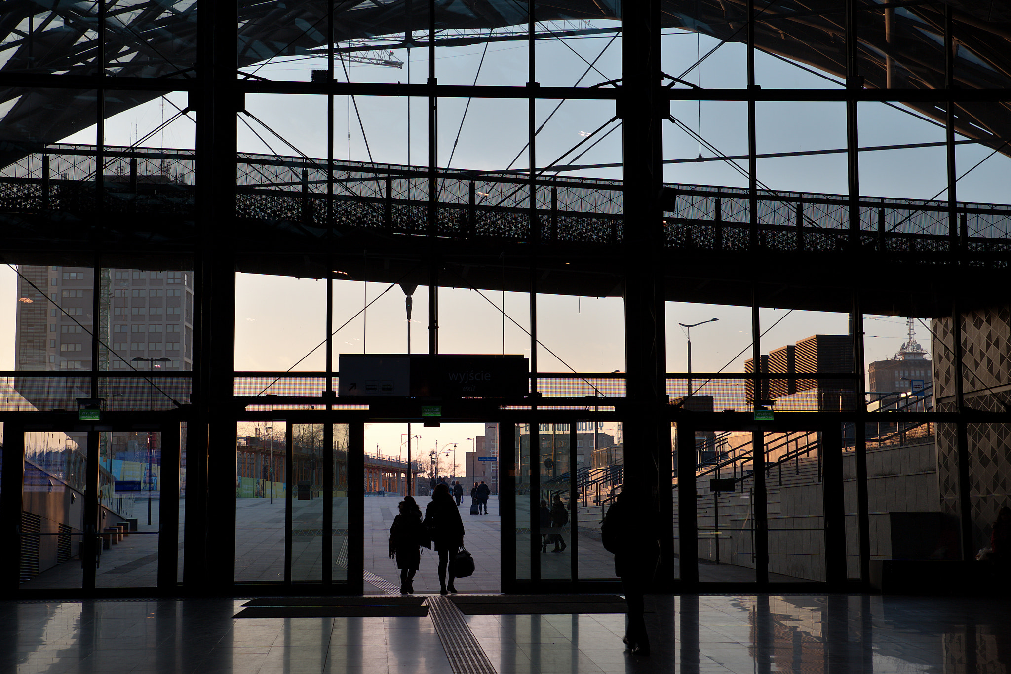 Canon EF 300mm F2.8L IS II USM sample photo. Lodz fabryczna railway station - main entrance/exi photography