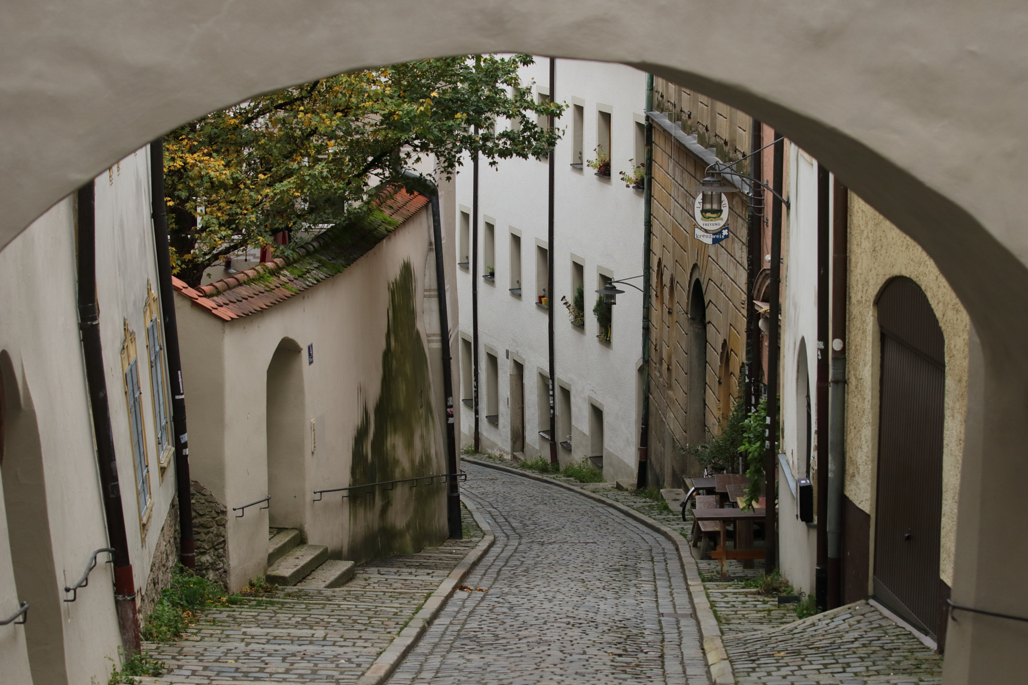 Canon EF 70-200mm F2.8L IS II USM sample photo. Die gassen von passau photography