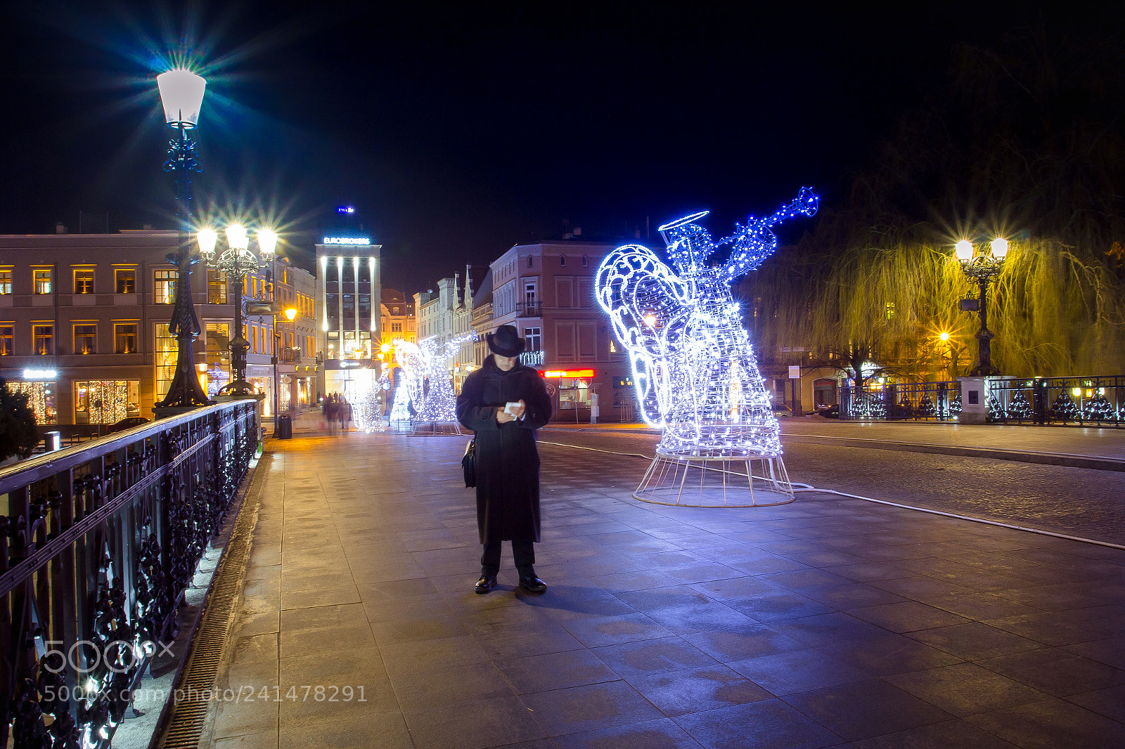 Canon EOS 60D sample photo. Night walk. photography